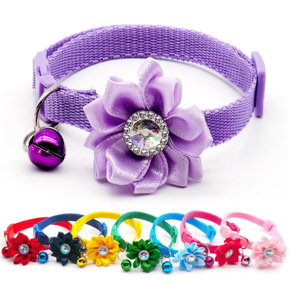 Blommig Halsband med Klocka i Olika Färger